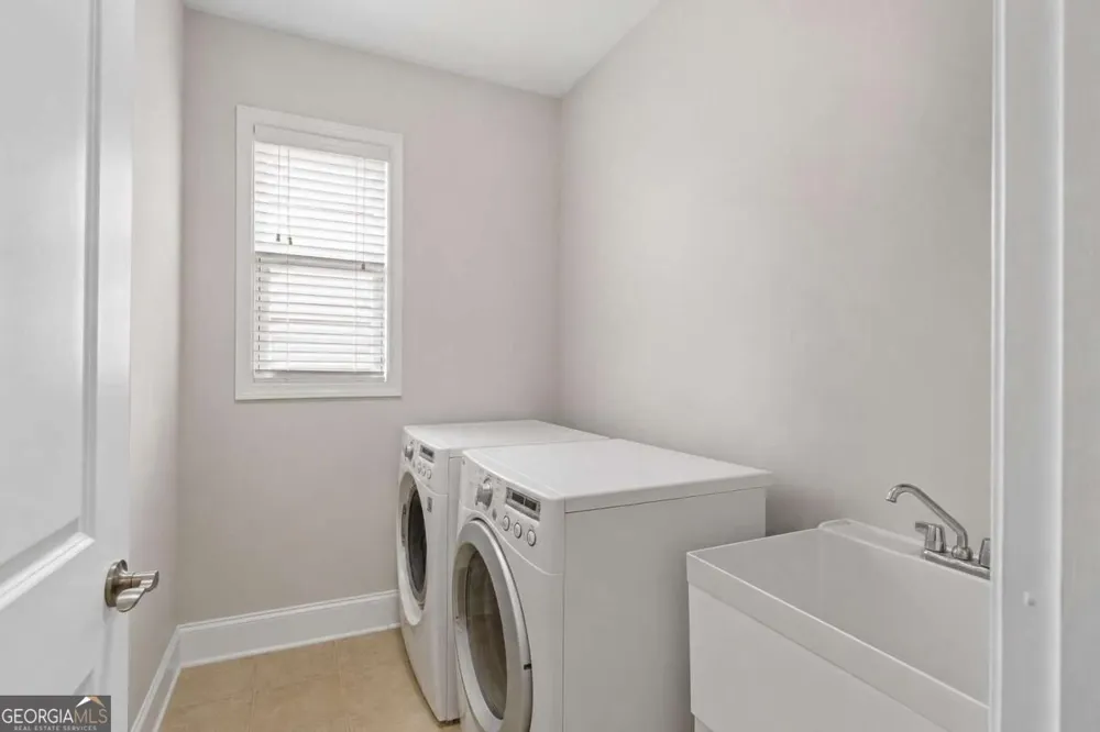 3354 Locust Cove RD SW Gainesville, GA 30504