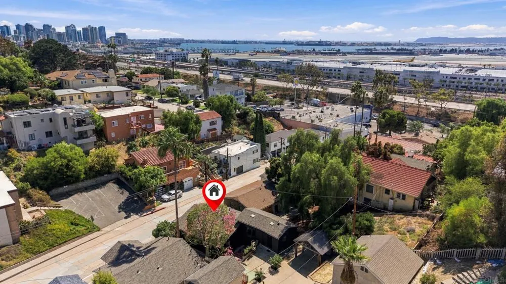1616 Glenwood Dr. San Diego, CA 92103