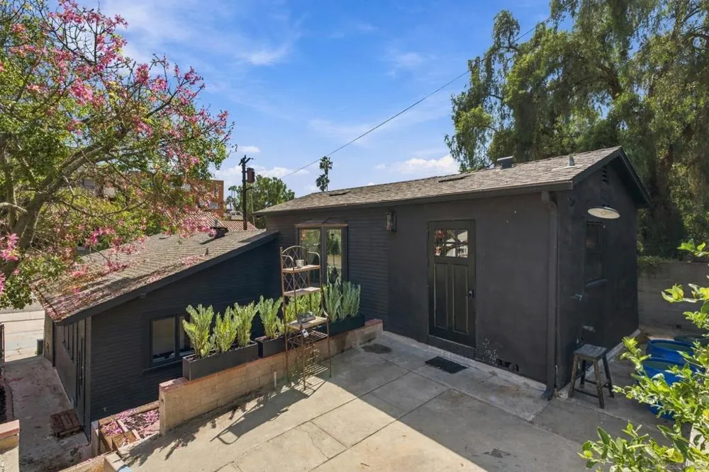 1616 Glenwood Dr. San Diego, CA 92103