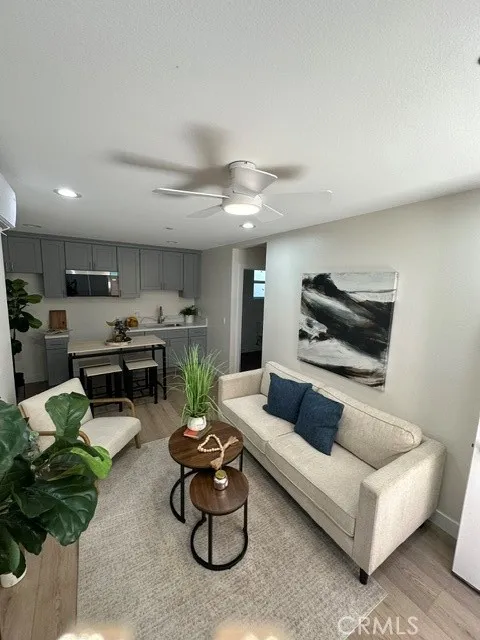 608 S Acacia Compton, CA 90220
