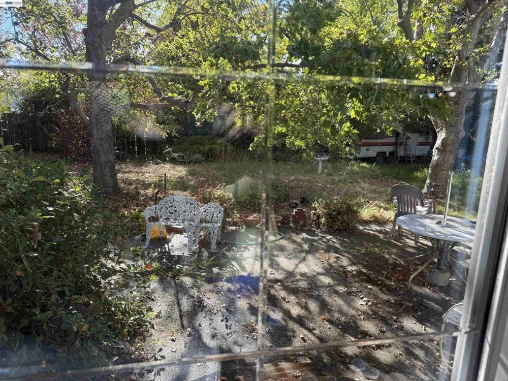 209 Las Lomas Way Walnut Creek, CA 94598