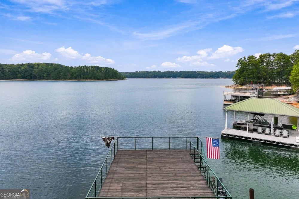 5628 Nags Head CIR Gainesville, GA 30504