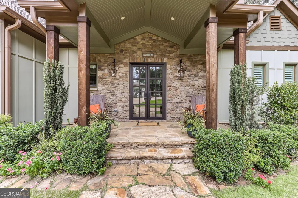 5628 Nags Head CIR Gainesville, GA 30504