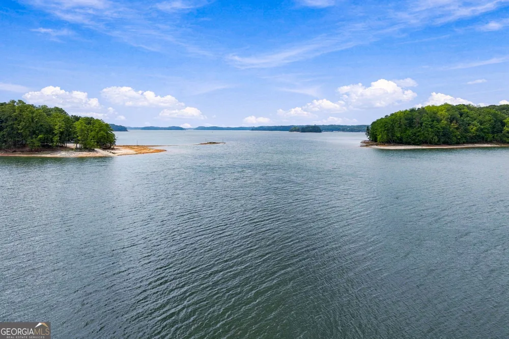 5628 Nags Head CIR Gainesville, GA 30504
