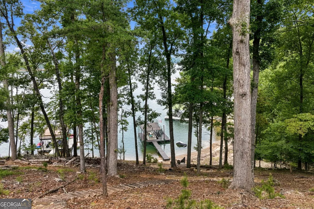 5628 Nags Head CIR Gainesville, GA 30504