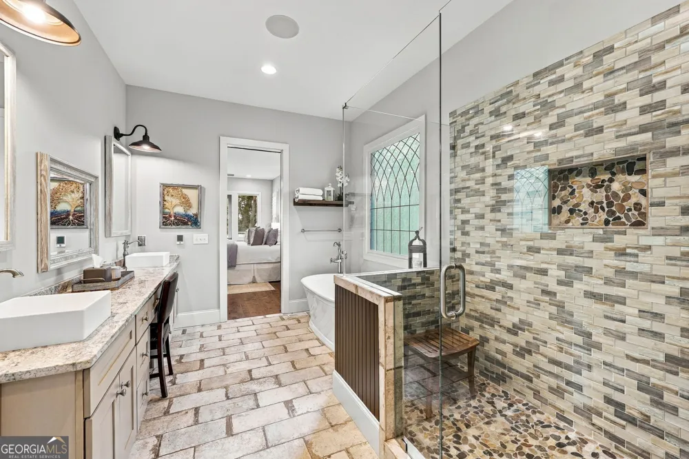 5628 Nags Head CIR Gainesville, GA 30504