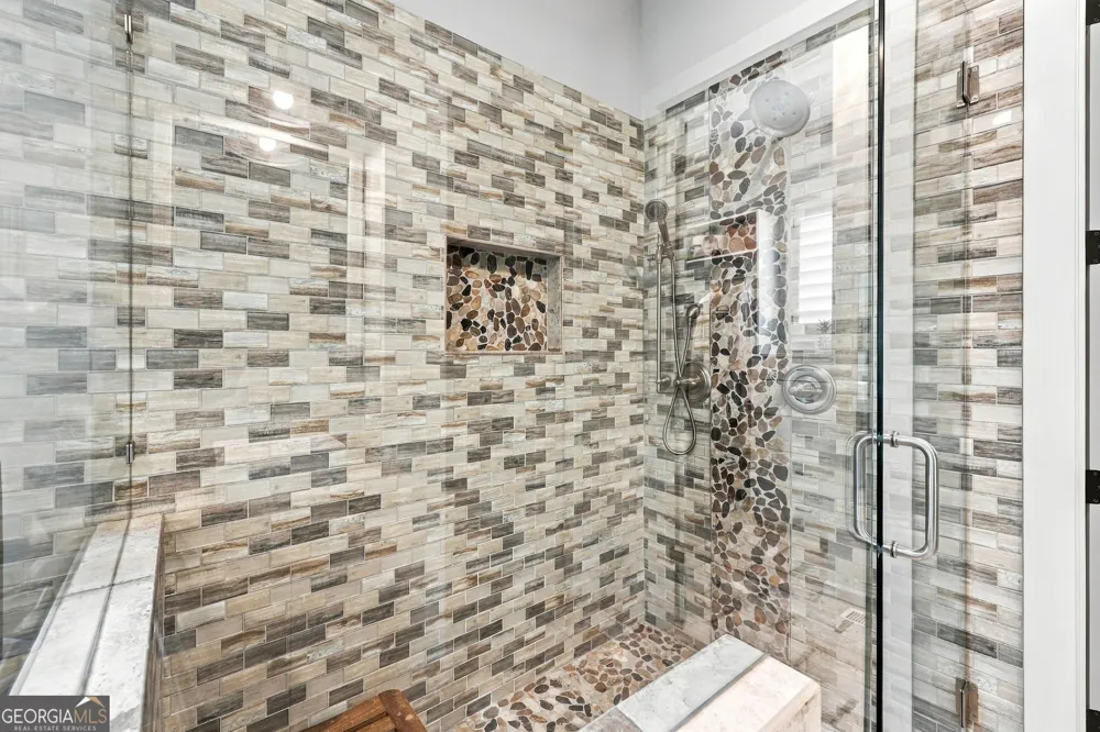 5628 Nags Head CIR Gainesville, GA 30504