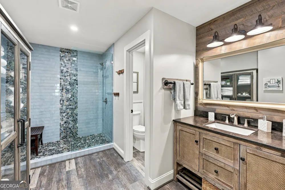 5628 Nags Head CIR Gainesville, GA 30504
