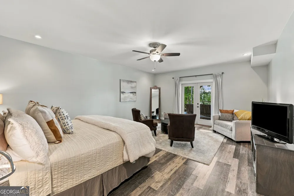 5628 Nags Head CIR Gainesville, GA 30504