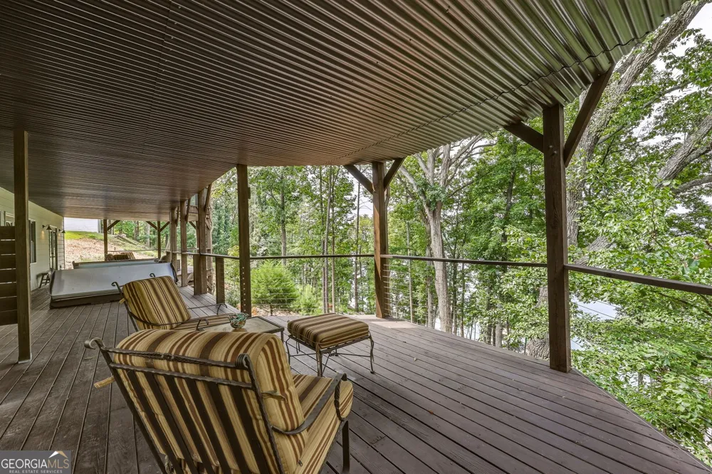 5628 Nags Head CIR Gainesville, GA 30504