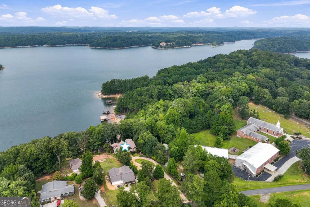 5628 Nags Head CIR Gainesville, GA 30504