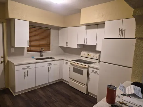6720 NW 5TH PLACE