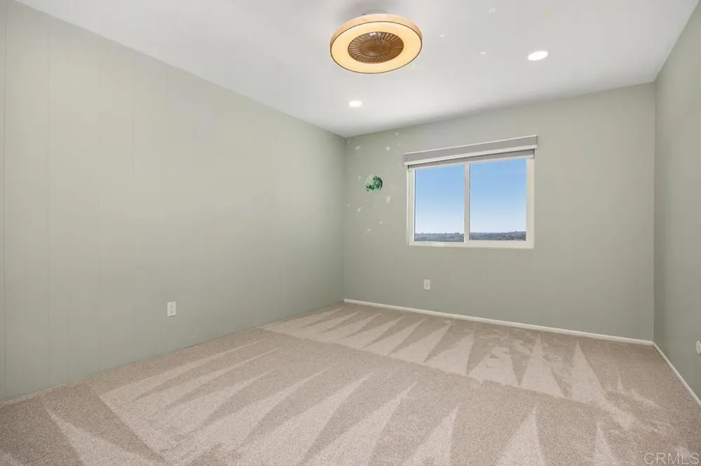 2016 Pintoresco Ct Carlsbad, CA 92009
