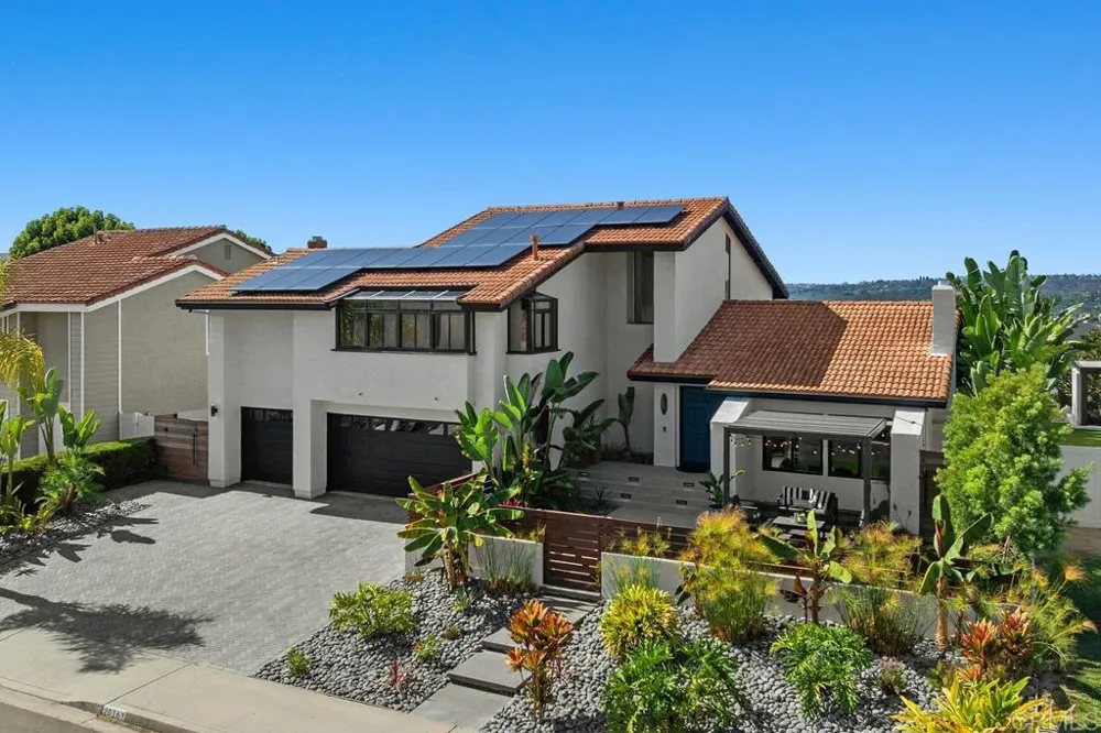 2016 Pintoresco Ct Carlsbad, CA 92009