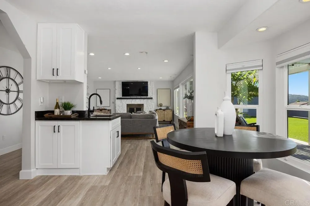2016 Pintoresco Ct Carlsbad, CA 92009