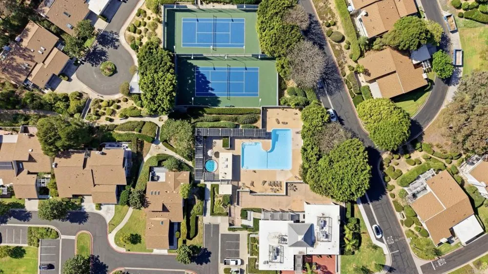 5524 Caminito Herminia La Jolla, CA 92037