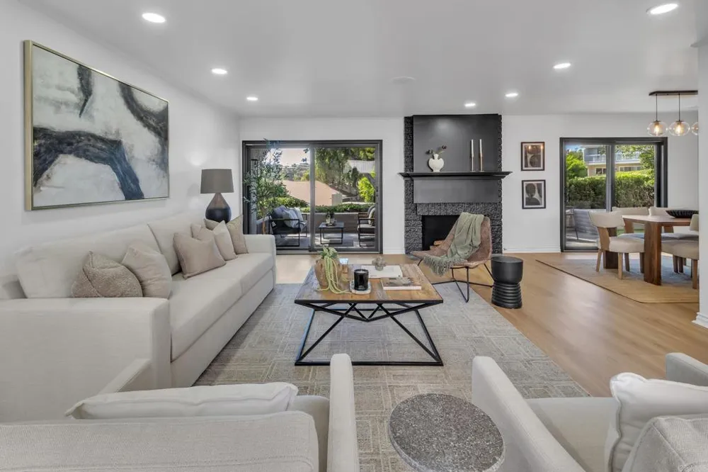 5524 Caminito Herminia La Jolla, CA 92037