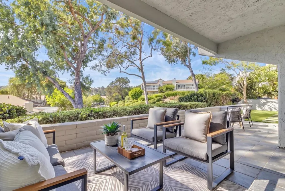 5524 Caminito Herminia La Jolla, CA 92037