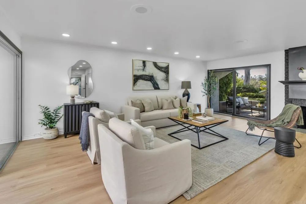 5524 Caminito Herminia La Jolla, CA 92037