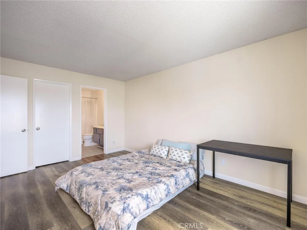 1229 W 223rd Street #211 Torrance, CA 90502