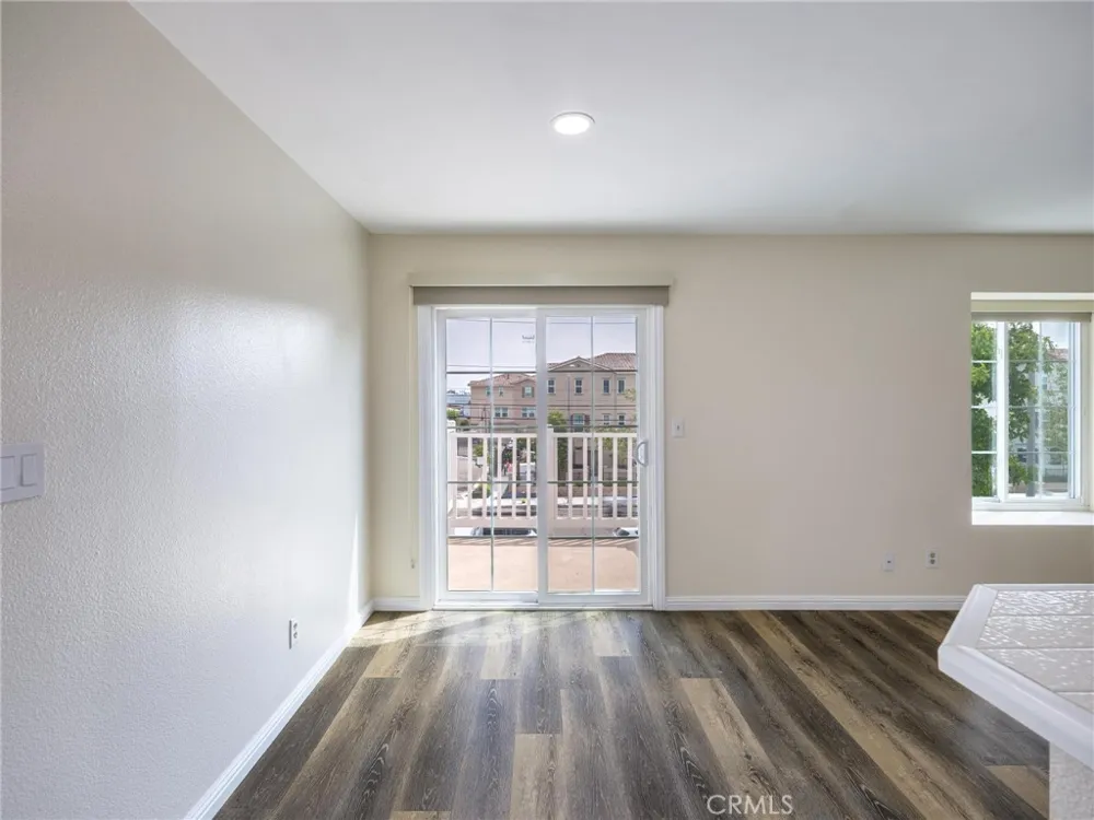 1229 W 223rd Street #211 Torrance, CA 90502