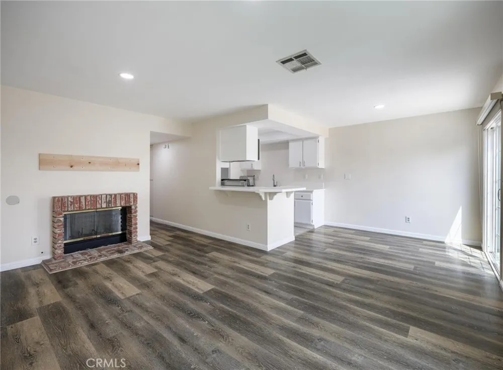 1229 W 223rd Street #211 Torrance, CA 90502