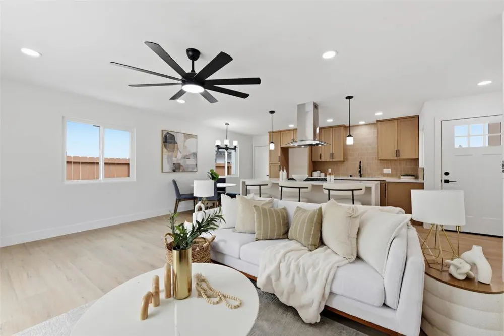 4230 Kirkcaldy Dr San Diego, CA 92111