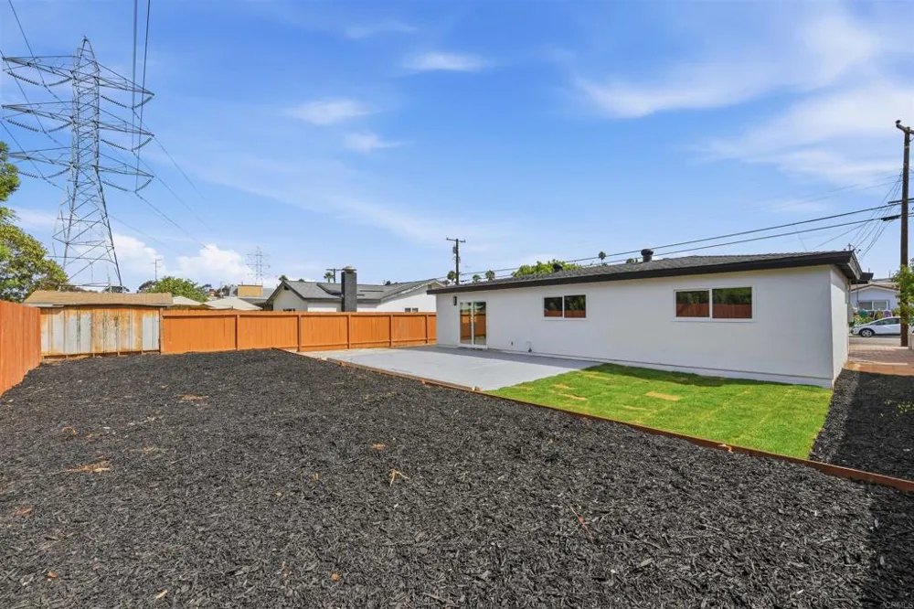 4230 Kirkcaldy Dr San Diego, CA 92111