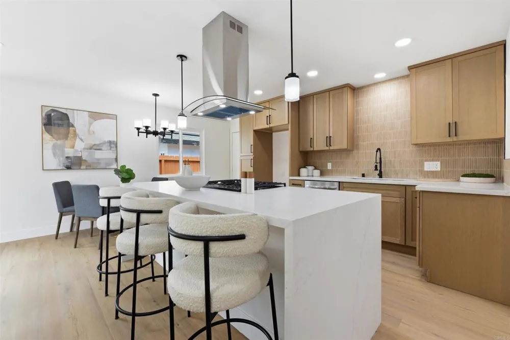 4230 Kirkcaldy Dr San Diego, CA 92111