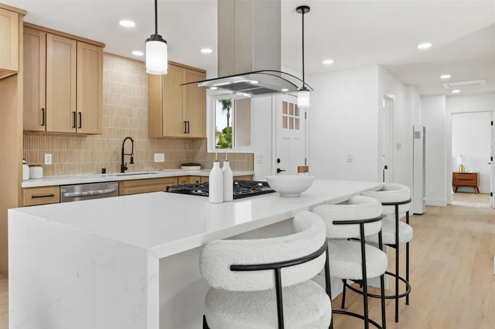 4230 Kirkcaldy Dr San Diego, CA 92111