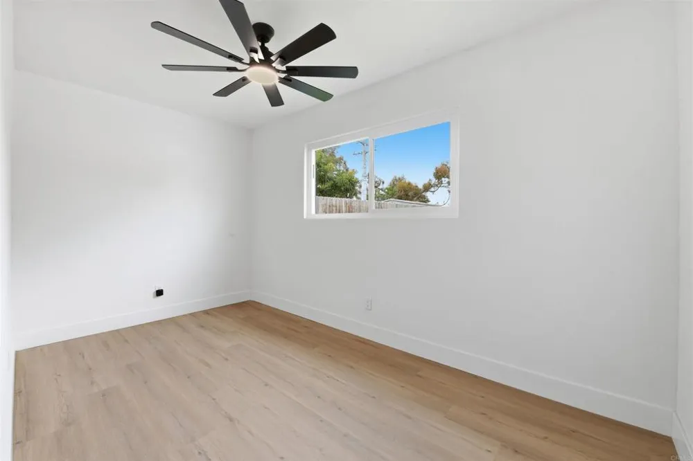 4230 Kirkcaldy Dr San Diego, CA 92111