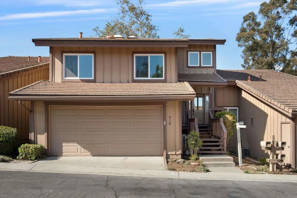 318 Windyridge Escondido, CA 92026