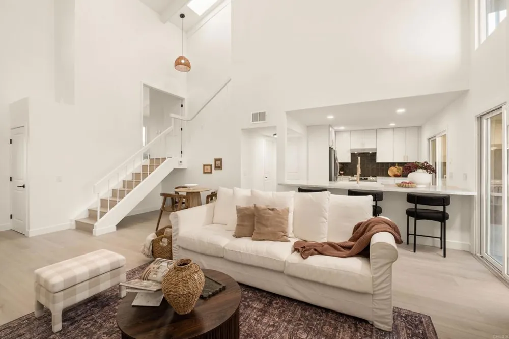 318 Windyridge Escondido, CA 92026