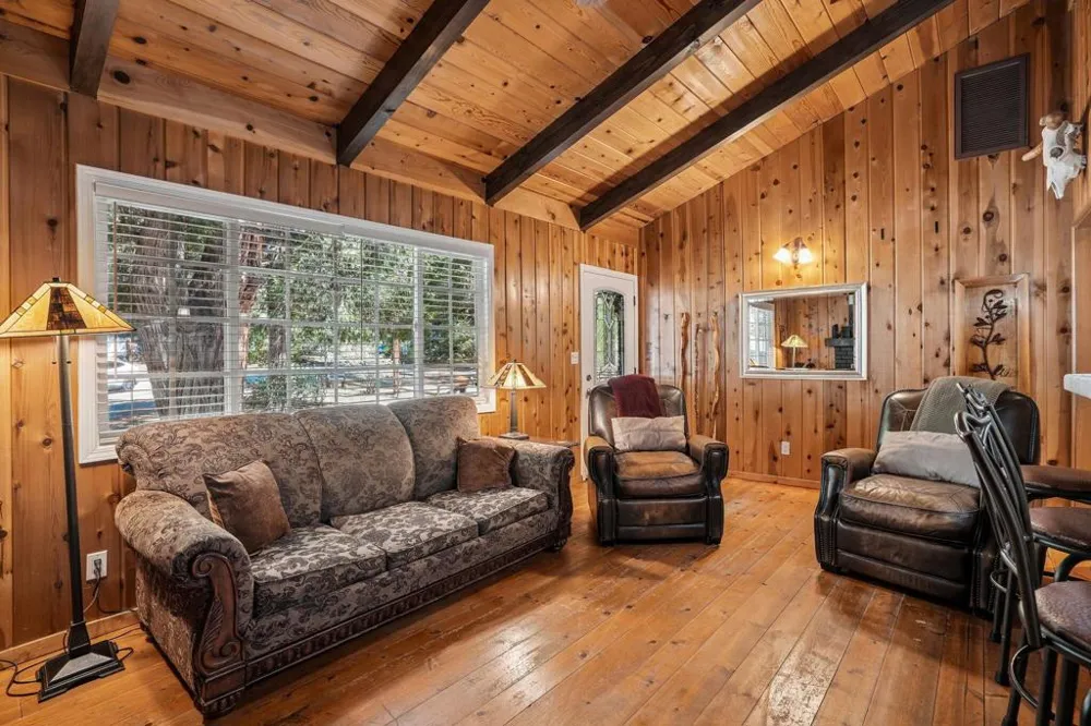 54007 Riverside County Playground Road Idyllwild, CA 92549