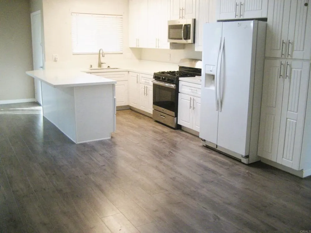 1259 SIGGSON AVE Escondido, CA 92027