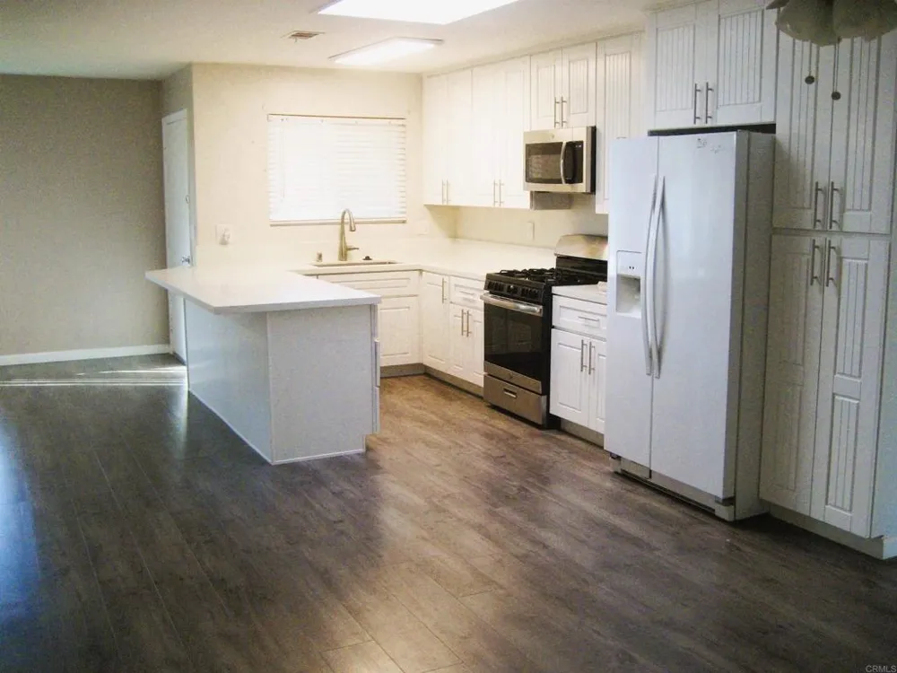 1259 SIGGSON AVE Escondido, CA 92027