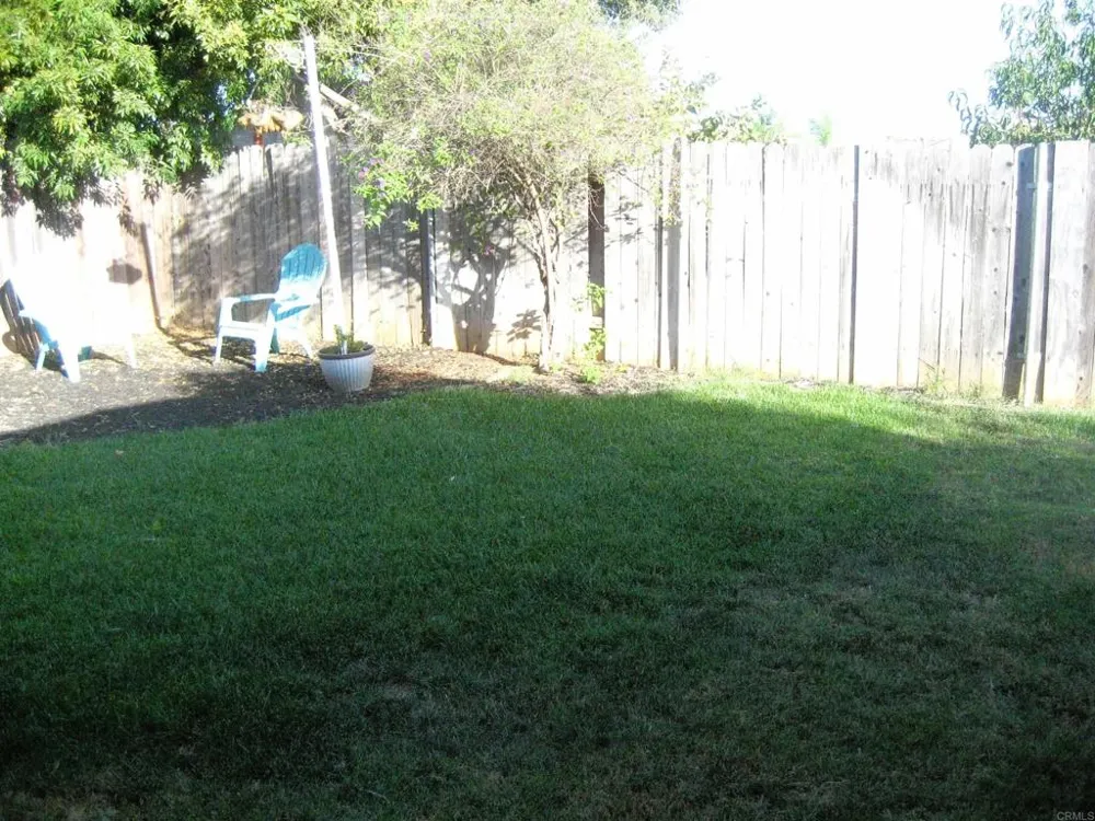 1259 SIGGSON AVE Escondido, CA 92027