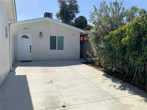 15334 Hart