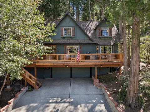 425 Golf Course Way
