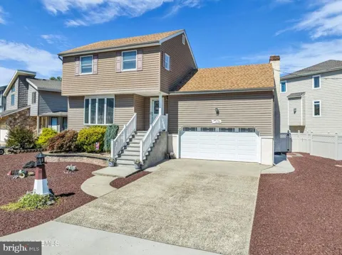 360 SILVER BAY ROAD