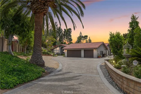 5071 Summit