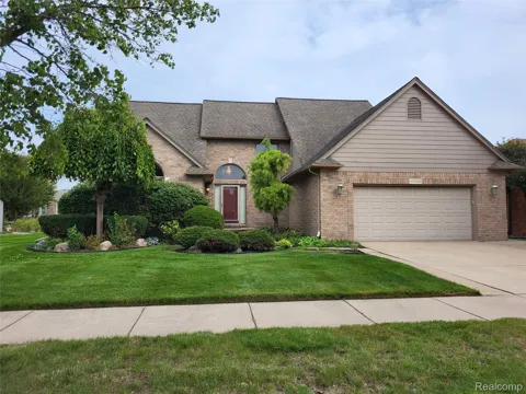 49786 Willowood Drive