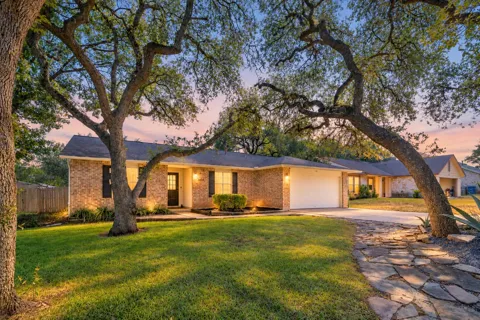 6305 Sanderson Avenue