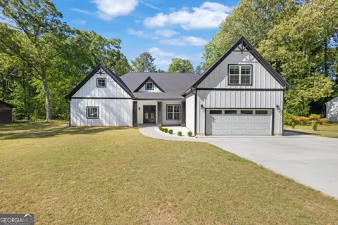 81 Hager DR