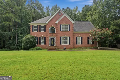 605 Trophy LN