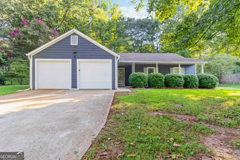 3820 Forsythia WAY