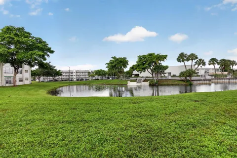 8100 Sunrise Lakes Boulevard #109