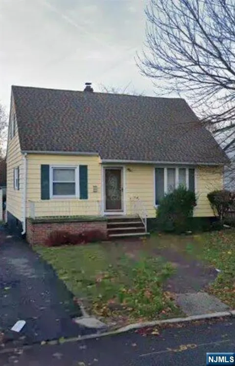 156 Englewood Avenue