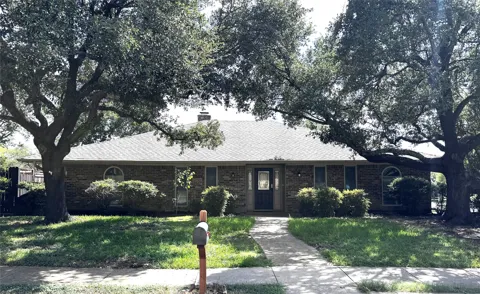2616 Teakwood Lane