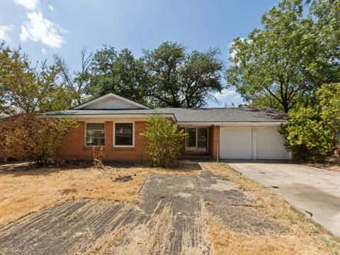 8917 Freeport Drive